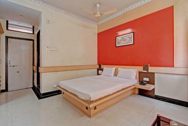 Bharati Lodge 후블리 외부 사진